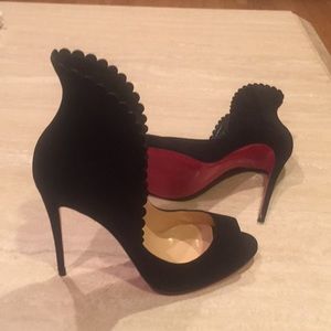 Brand new Louboutin Pijonina 100 Veau Velours